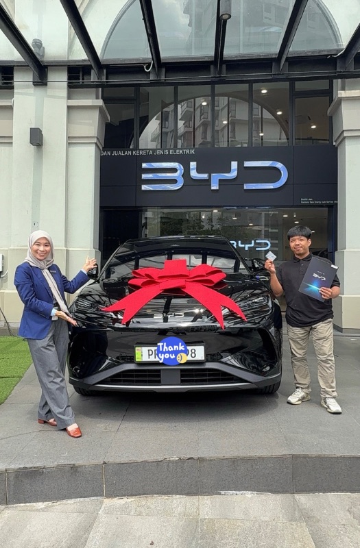 BYD SEALION 7