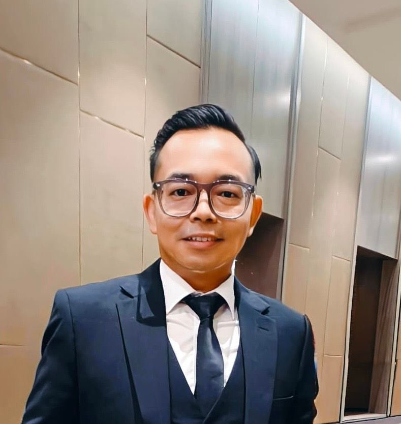 Dr.Hj.Fadzli